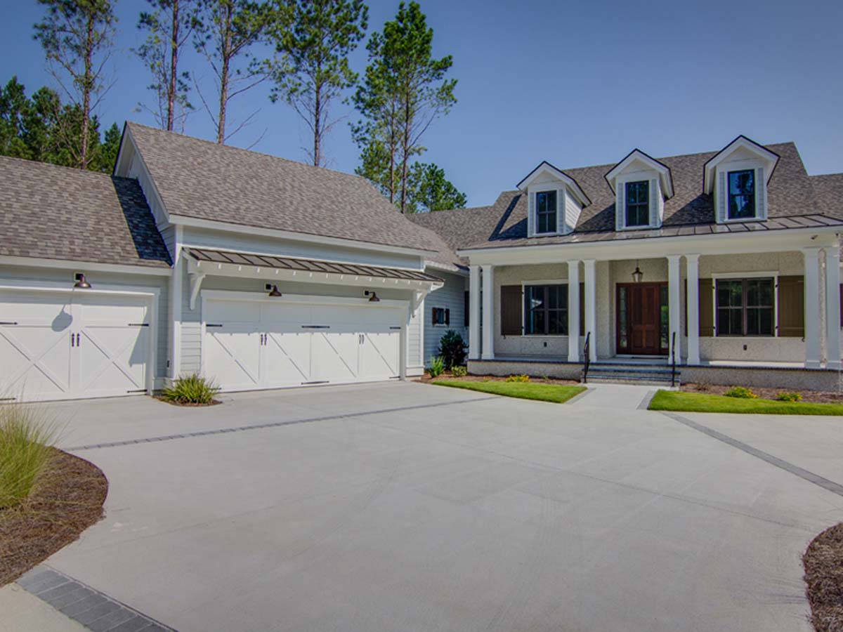 Luxury Homes of Colleton River SC